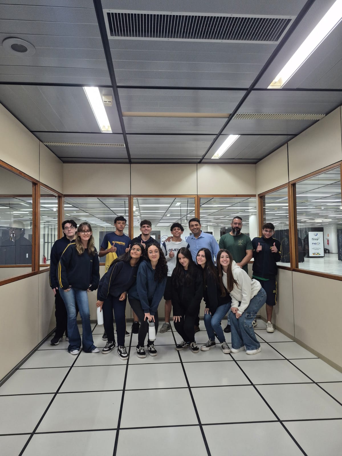 Visita Colégio Objetivo de Cachoeira Paulista-SP no CPTEC-INPE de Cachoeira Paulista-SP