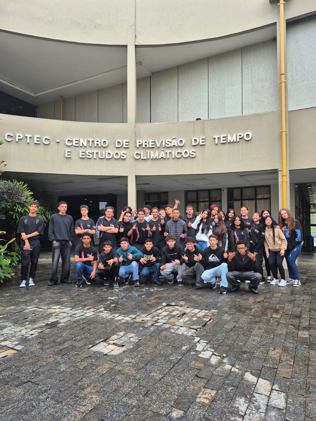 Visita da ETEC de Cachoeira Paulista-SP do curso de Eletrônica